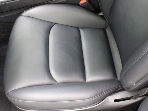 Used 2023 Tesla Model 3 Standard Range RWD image 33
