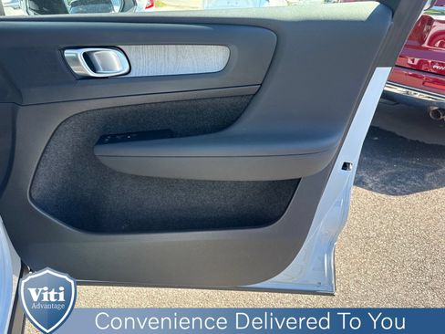 Certified 2026 Volvo XC40 B5 Plus w/ Protection Package Premier AWD/4WD image 29
