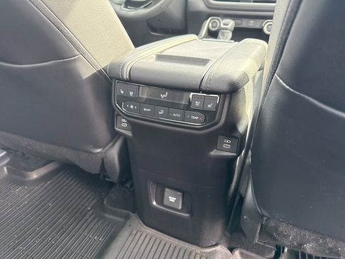 Used 2024 Toyota Grand Highlander Platinum image 16