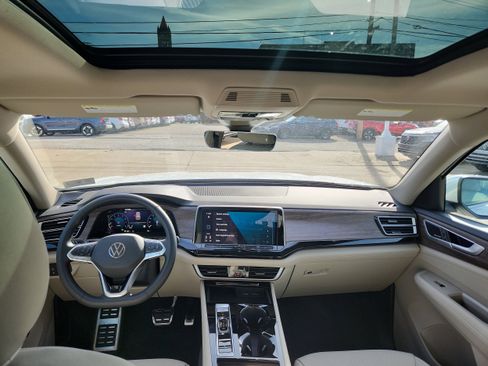 New 2026 Volkswagen Atlas SEL Premium R-Line image 14