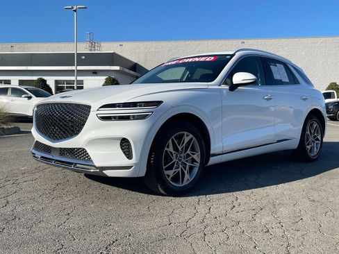 Used 2025 Genesis GV70 2.5T image 3