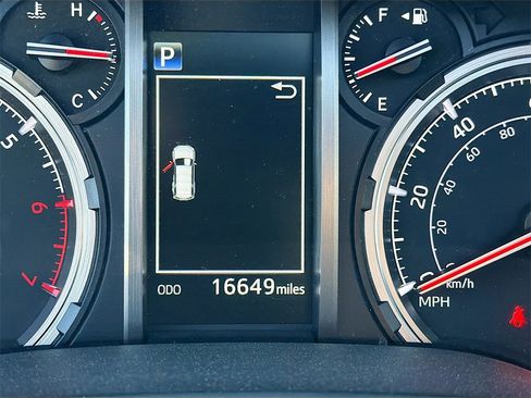 Used 2023 Toyota 4Runner TRD Off-Road Premium image 12