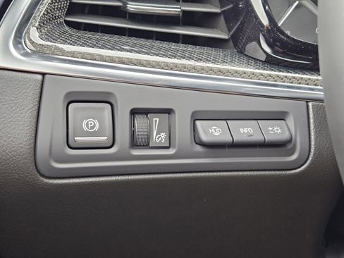 New 2026 Cadillac XT5 Sportv image 24