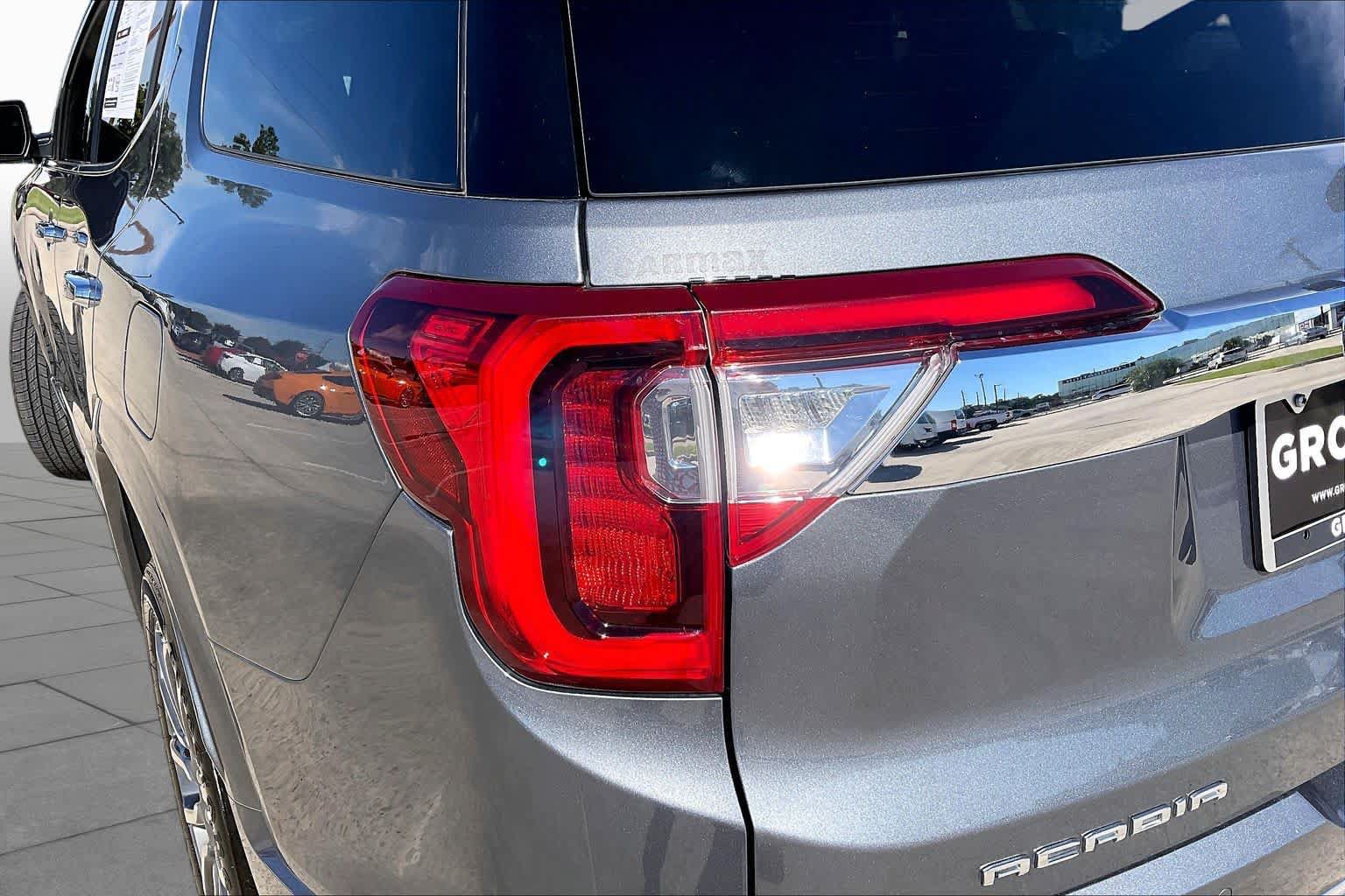 Used 2021 GMC Acadia Denali FWD image 27