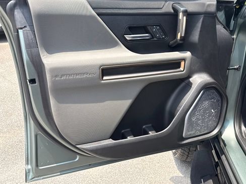 Used 2024 GMC Hummer EV 3X AWD/4WD image 10