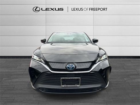 Used 2023 Toyota Venza LE image 7