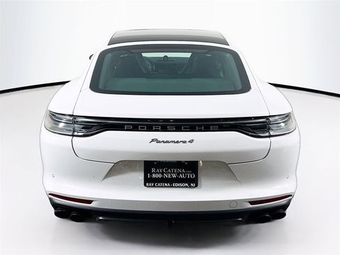 Certified 2023 Porsche Panamera 4 image 10