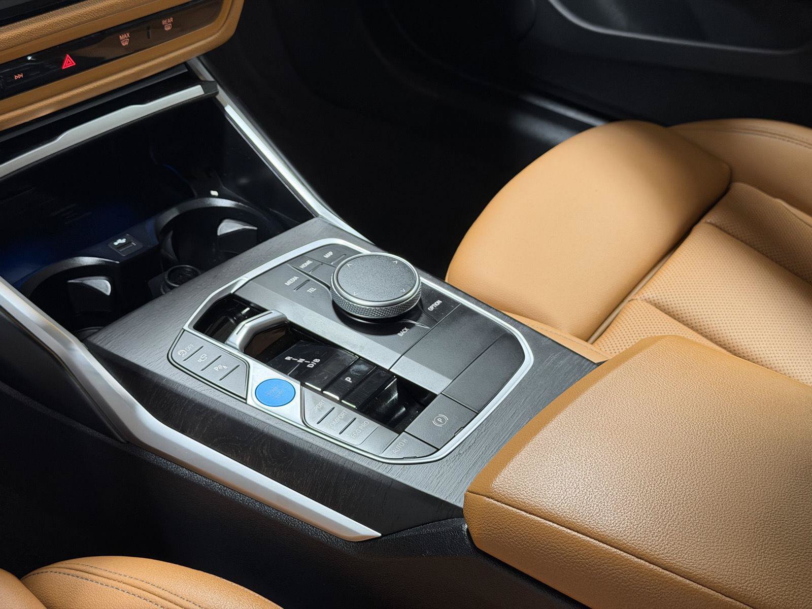 Used 2024 BMW i4 xDrive40i w/ Premium Package AWD/4WD image 5