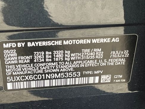 Used 2022 BMW X7 M50i w/ Cold Weather Package image 25