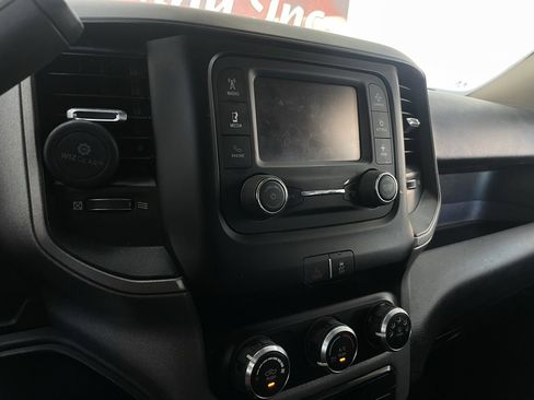 Used 2020 RAM 3500 Tradesman w/ Chrome Appearance Group image 31