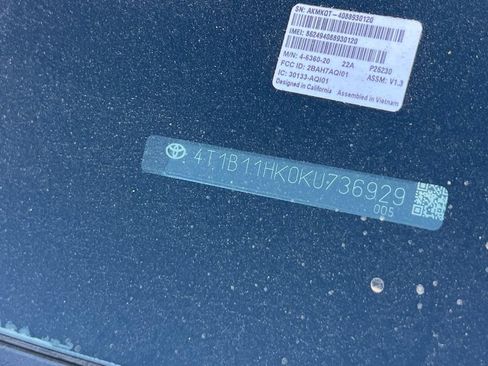 Certified 2019 Toyota Camry SE w/ Accessory Appearance Package FWD image 10