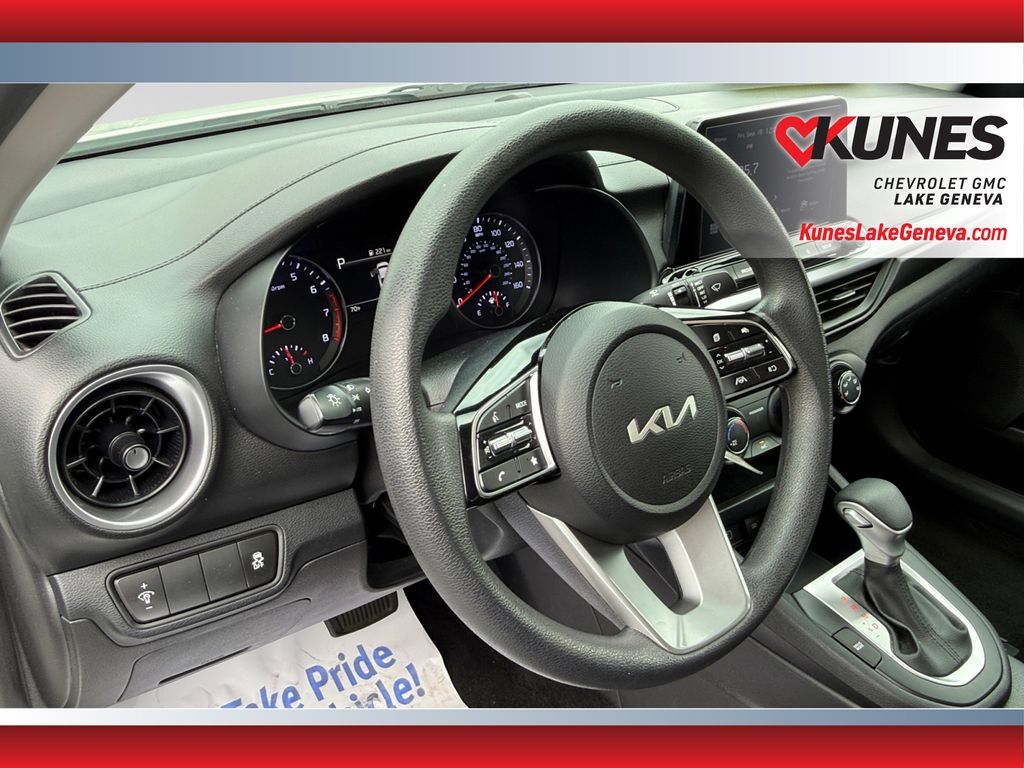 Used 2024 Kia Forte LXS FWD image 15