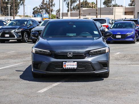 Used 2024 Honda Civic Sport image 2