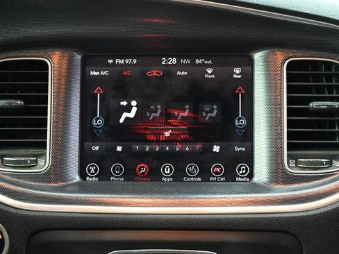 Used 2017 Dodge Charger R/T RWD image 26