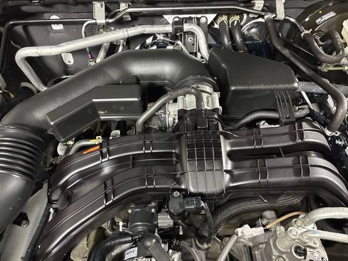 Certified 2022 Subaru Outback Limited image 7