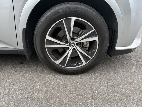 Used 2023 Lexus RX 350 Premium w/ Accessory Package AWD/4WD image 6