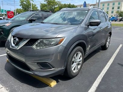 Used 2016 Nissan Rogue SV w/ SV Premium Package