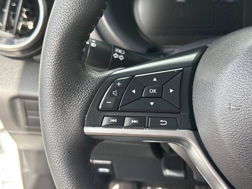 Certified 2023 Nissan Kicks SR w/ SR Premium Package FWD image 36