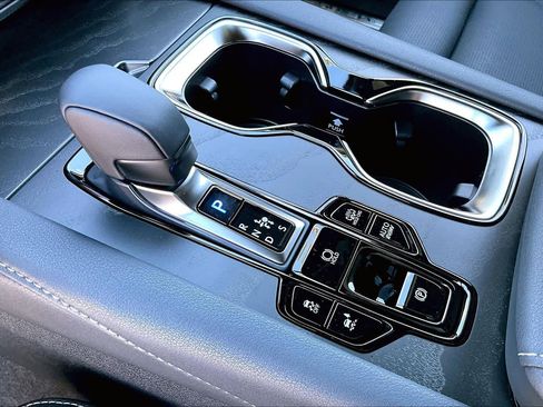 New 2026 Lexus RX 450h Luxury AWD/4WD image 11