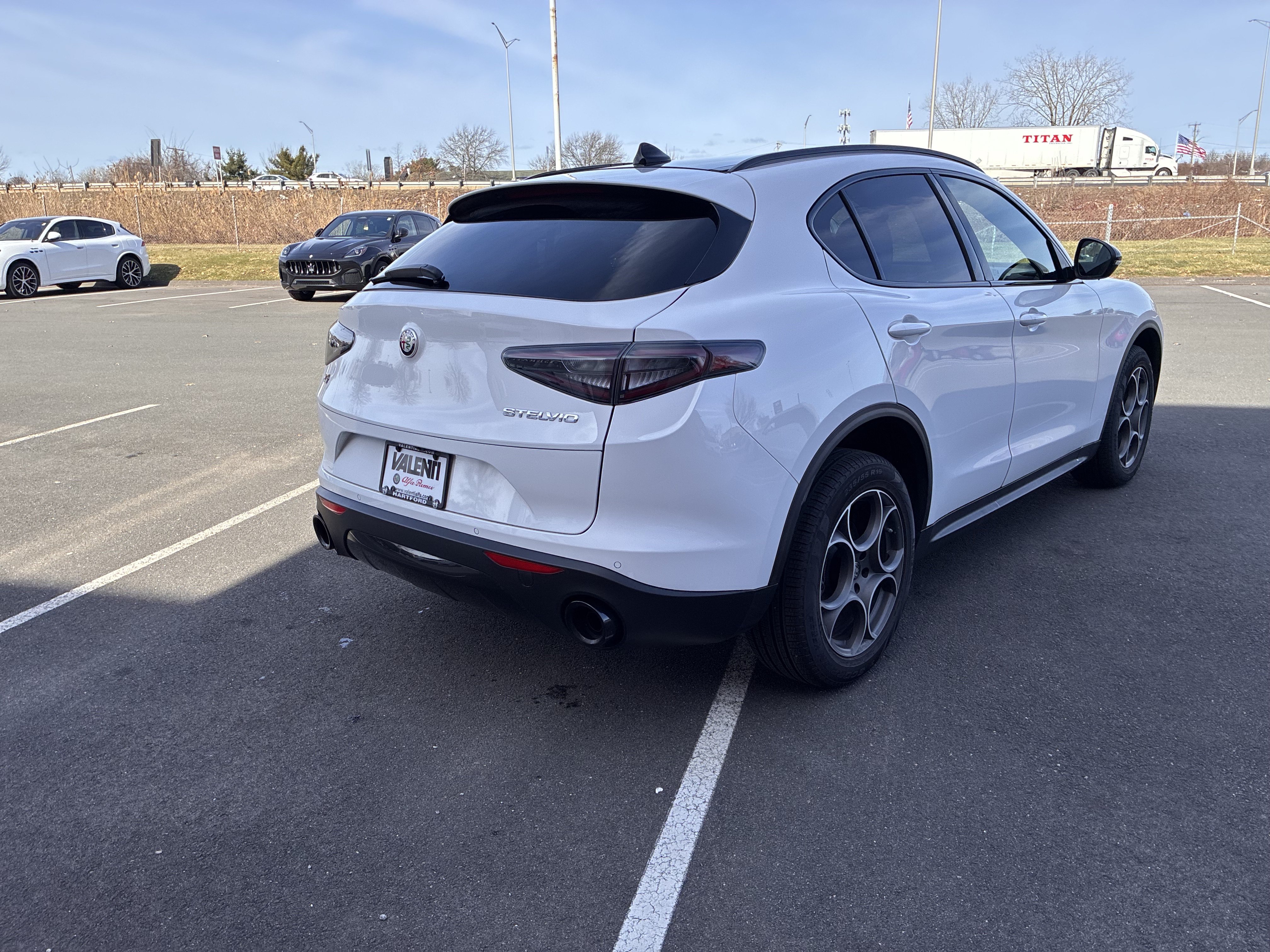 New 2026 Alfa Romeo Stelvio Sprint AWD/4WD image 7