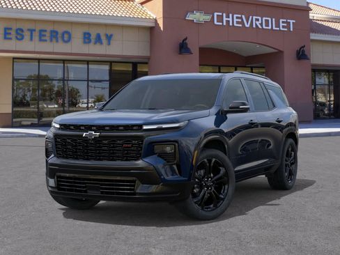 New 2027 Chevrolet Traverse RS w/ LPO, Floor Liner Package FWD image 6