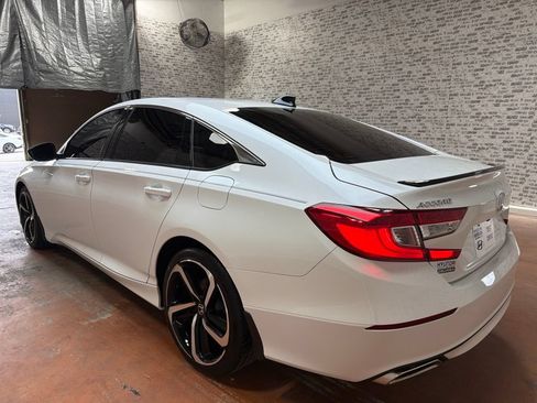 Used 2022 Honda Accord Sport image 5