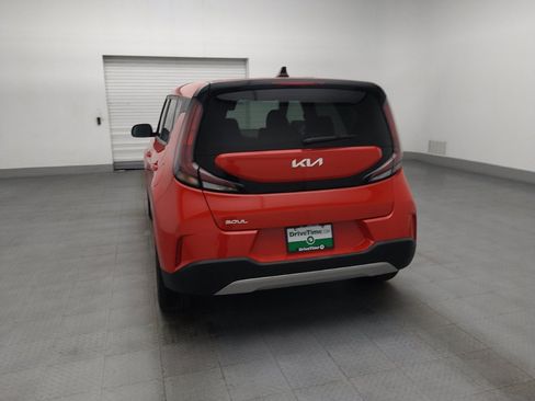 Used 2023 Kia Soul LX w/ Option Group 015 FWD image 6
