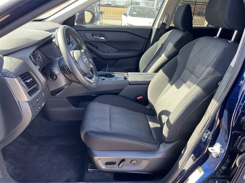 Certified 2024 Nissan Rogue SV image 10