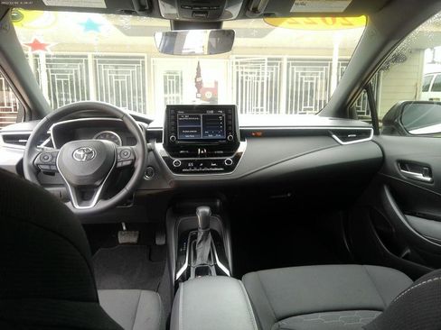 Used 2022 Toyota Corolla SE FWD image 16