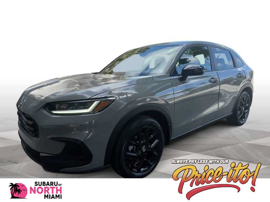 Used 2025 Honda HR-V Sport image 1