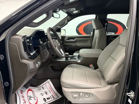New 2026 GMC Sierra 1500 SLT w/ SLT Premium Plus Package image 9