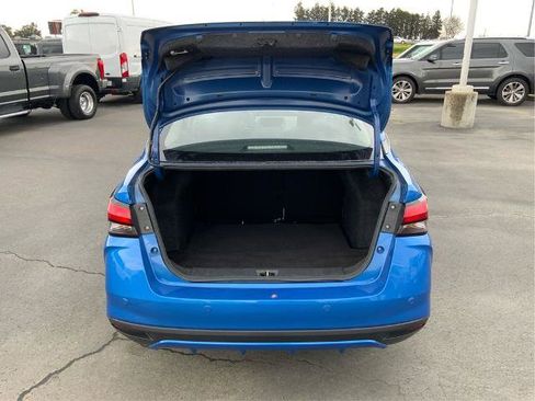 Used 2022 Nissan Versa SV image 13