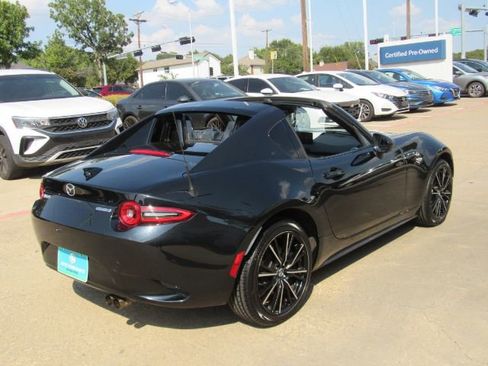 Used 2024 MAZDA MX-5 Miata RF Grand Touring image 16