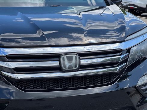 Used 2016 Honda Pilot Elite image 3