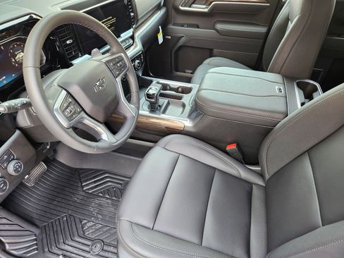 New 2026 Chevrolet Silverado 1500 RST w/ Texas Edition Plus image 12