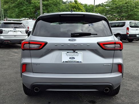 Certified 2024 Ford Escape ST-Line AWD/4WD image 5