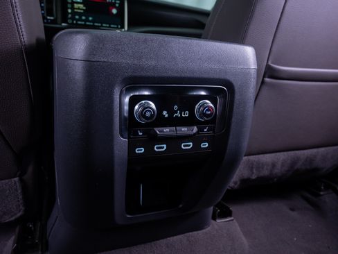 Used 2023 GMC Yukon Denali w/ Denali Reserve Package AWD/4WD image 18