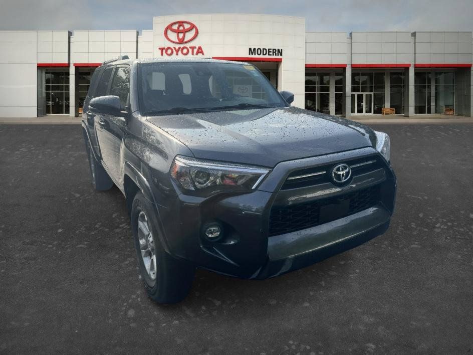 Used 2023 Toyota 4Runner SR5 Premium w/ Moonroof Package RWD image 14