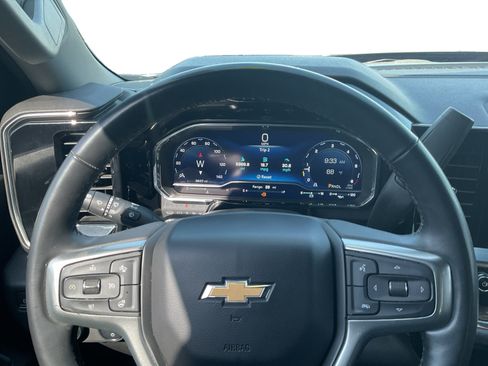 Used 2023 Chevrolet Silverado 1500 LT RWD image 12