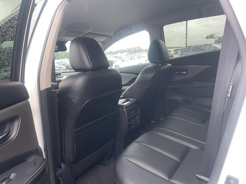 Used 2024 Nissan Murano SV w/ SV Midnight Edition Package AWD/4WD image 18