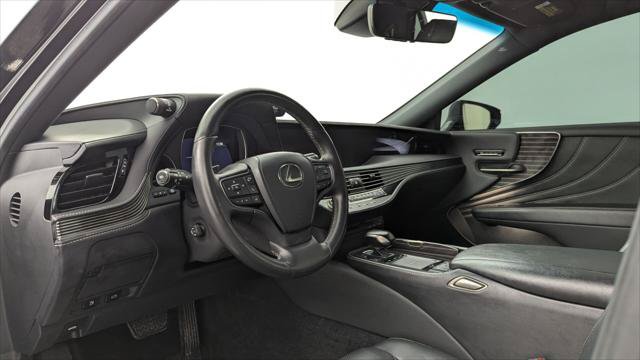Used 2018 Lexus LS 500h AWD image 24