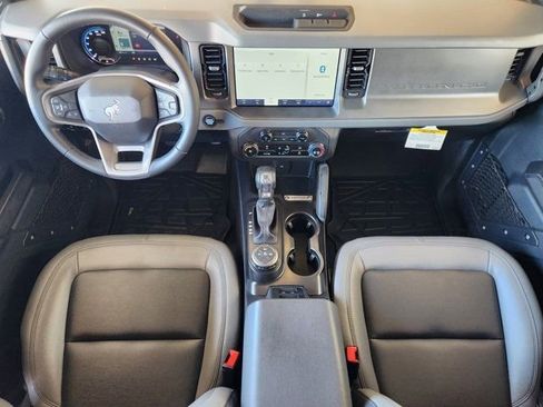 Used 2024 Ford Bronco Big Bend image 28