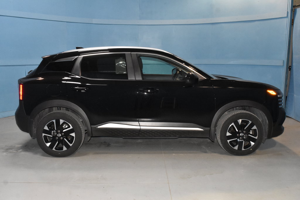 Certified 2026 Nissan Kicks SV w/ Charging Package AWD/4WD image 21