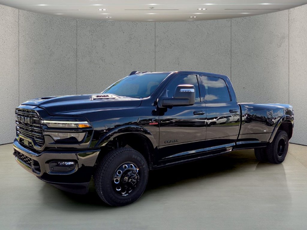 New 2027 RAM 3500 Laramie AWD/4WD image 11