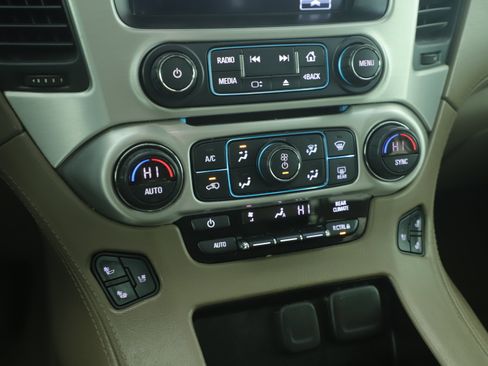 Used 2018 GMC Yukon SLT w/ Open Road Package image 6