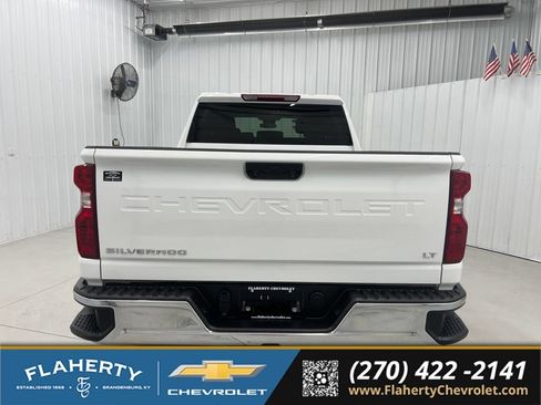 Used 2025 Chevrolet Silverado 2500 LT w/ Convenience Package AWD/4WD image 4