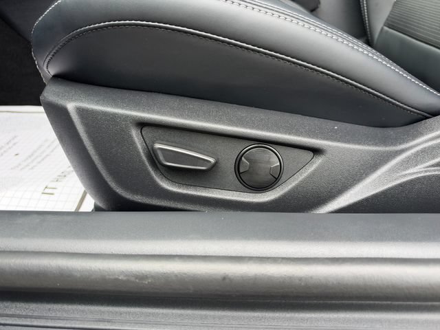 Used 2026 Ford Mustang GT Premium RWD image 17