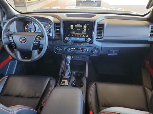Used 2024 Nissan Frontier PRO-4X w/ Pro Premium Package image 18