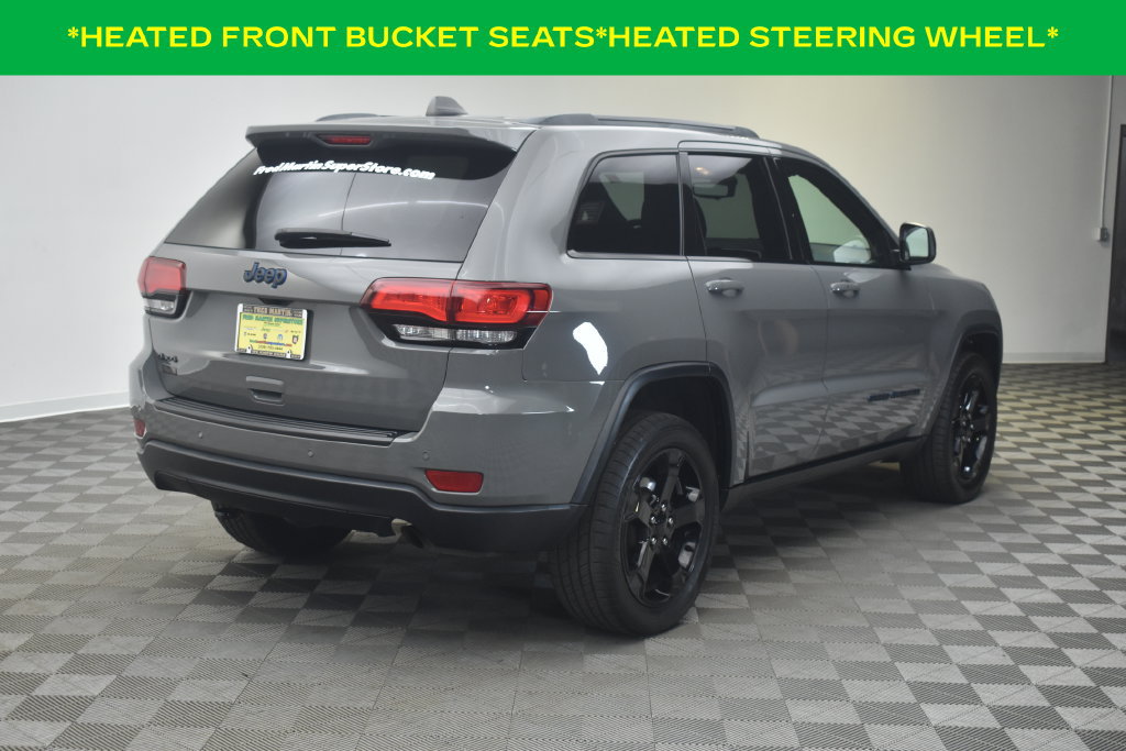 Used 2019 Jeep Grand Cherokee Laredo AWD/4WD image 5
