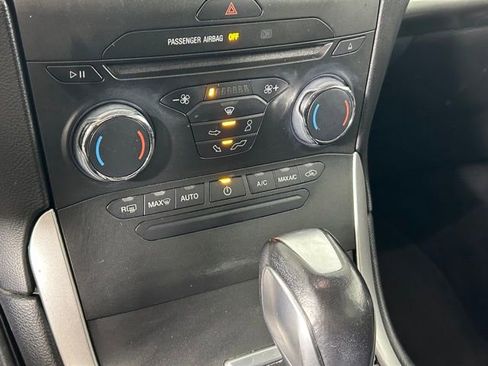 Used 2016 Ford Edge SEL AWD/4WD image 19